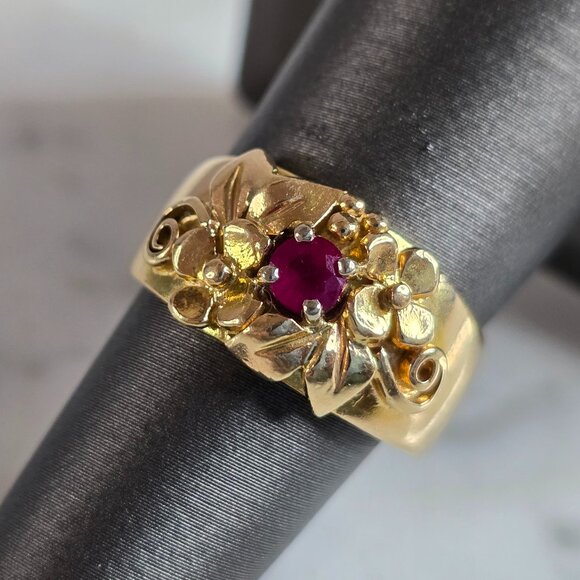 Womens Vintage Estate 14k Yellow Gold Ruby Ring 8.0g E7375